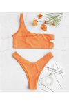 bikini-selena-orange-kimkardashian-kyliejenner-bikiniswimwear-trajedebano-bikinitop-yacht-twopieces